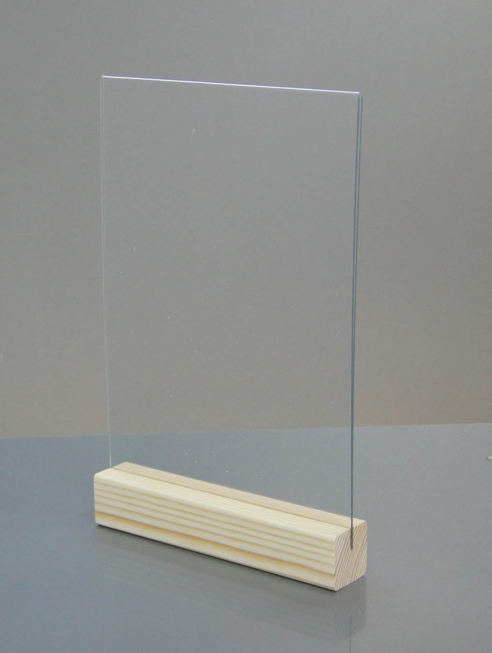 Фото товара: Двусторонний тейбл тент с деревянным основанием А4, арт. 141354